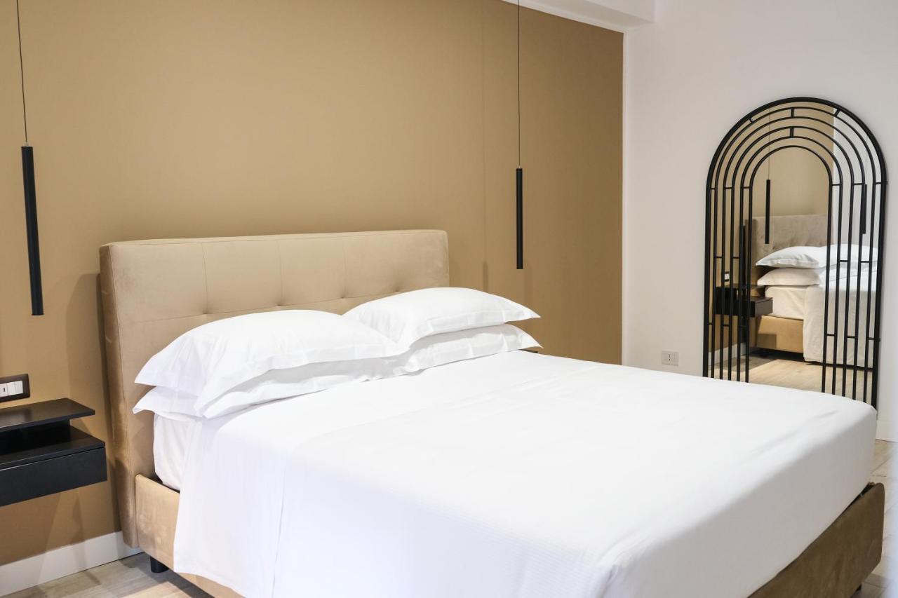 Aroma Apartment, Maschio Angioino-Porto Di Napoli Buitenkant foto