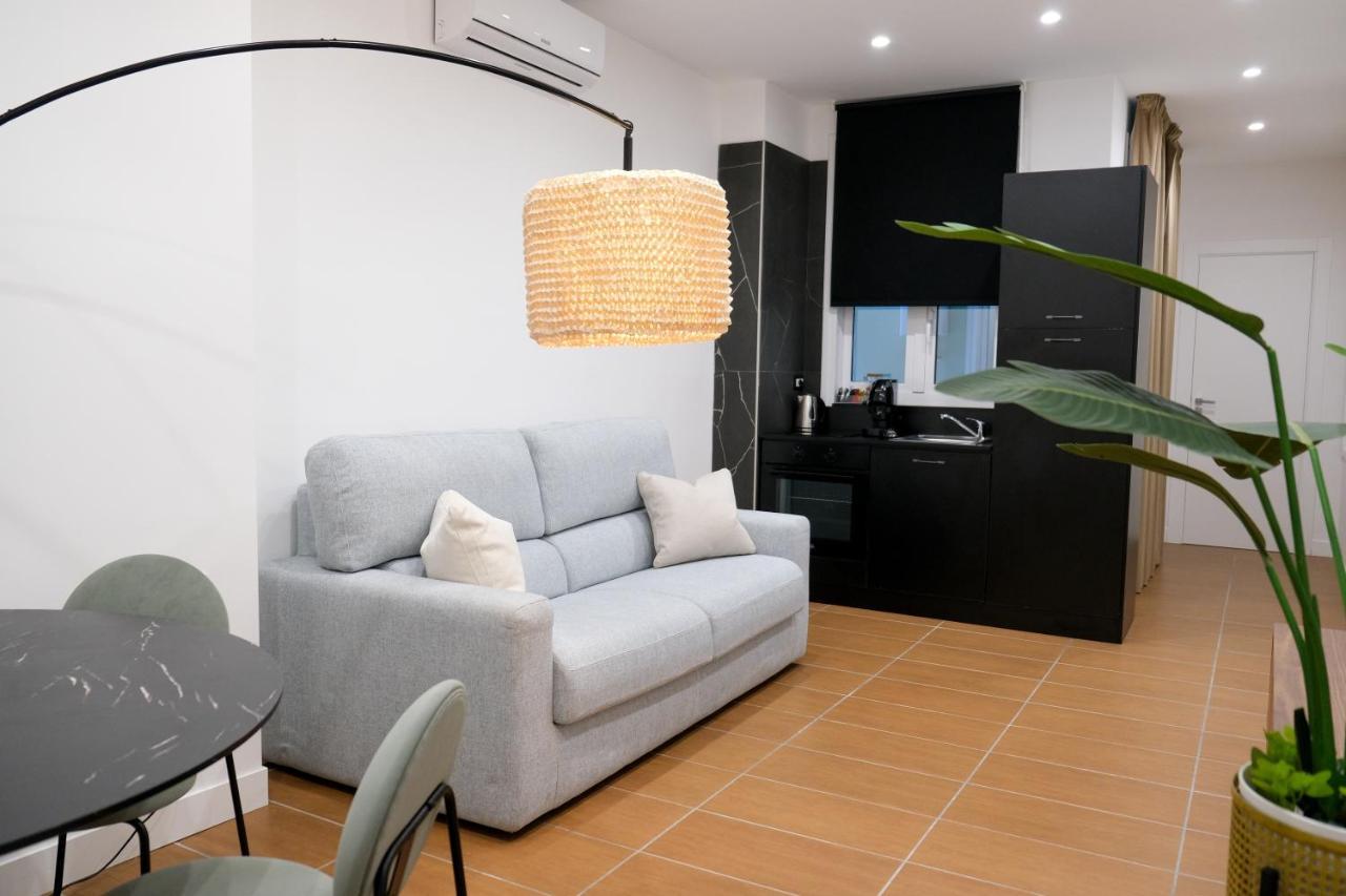Aroma Apartment, Maschio Angioino-Porto Di Napoli Buitenkant foto